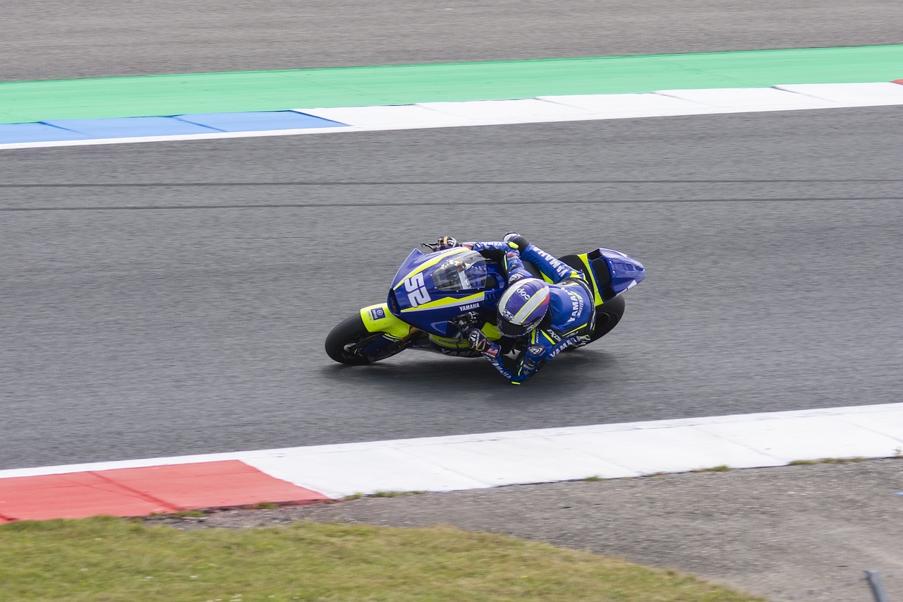 格林快速將 格林快速將